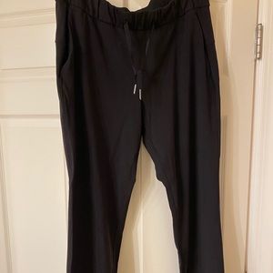 Black lululemon pants